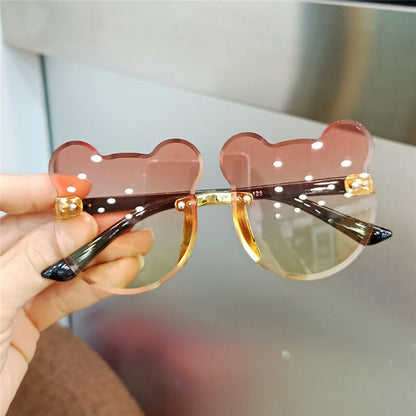 Green cartoon UV protection sunglasses, a vibrant accessory for active boys and girls outdoors