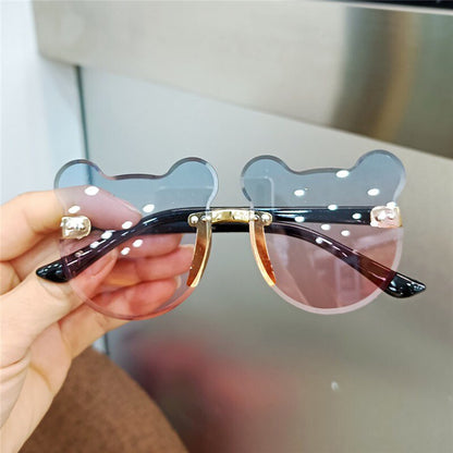 Girls fashion sunglasses, cartoon-themed with UV protection, a charming accessory for sunny days