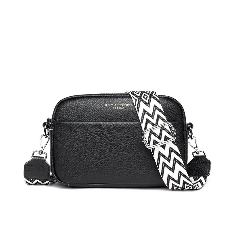 Compact women's chic crossbody bag, a stylish and functional everyday handbag for essential items.