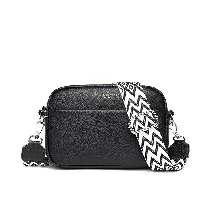 Compact women's chic crossbody bag, a stylish and functional everyday handbag for essential items.