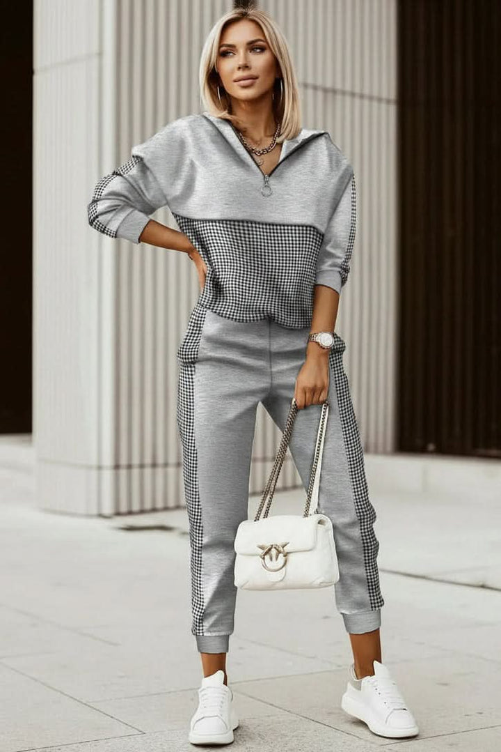 Soft women's casual tracksuit set, a comfortable two-piece for everyday wear, perfect for lounge & athleisure.