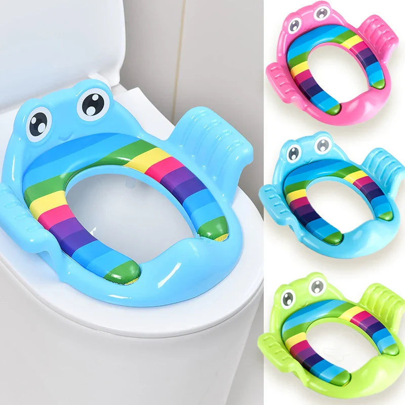 Detachable cushioned potty seat for babies, easy to clean, makes potty training simple for children