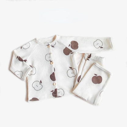 Children's breathable cotton pajamas, featuring a sweet animal print, fun and functional