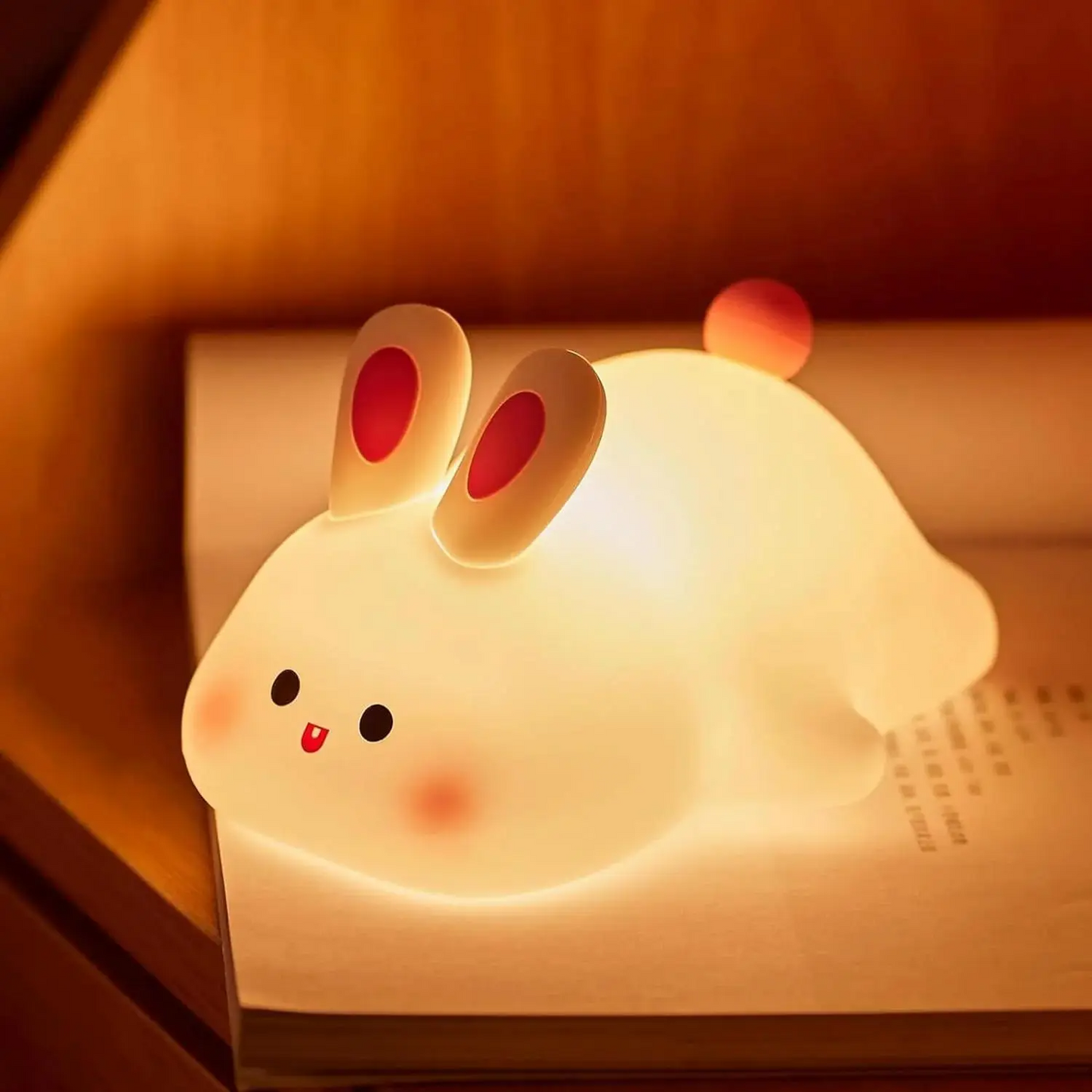 Bedside silicone animal night light, rechargeable, designed for children's comfort and safety