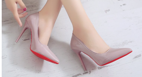 Essential black stiletto pumps for women. Classic pointed toe high heels, versatile style.