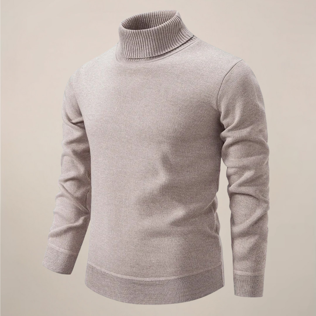 Slim-fit men's elegant turtleneck top, ideal for sophisticated autumn/winter layering & timeless smart casual outfits.
