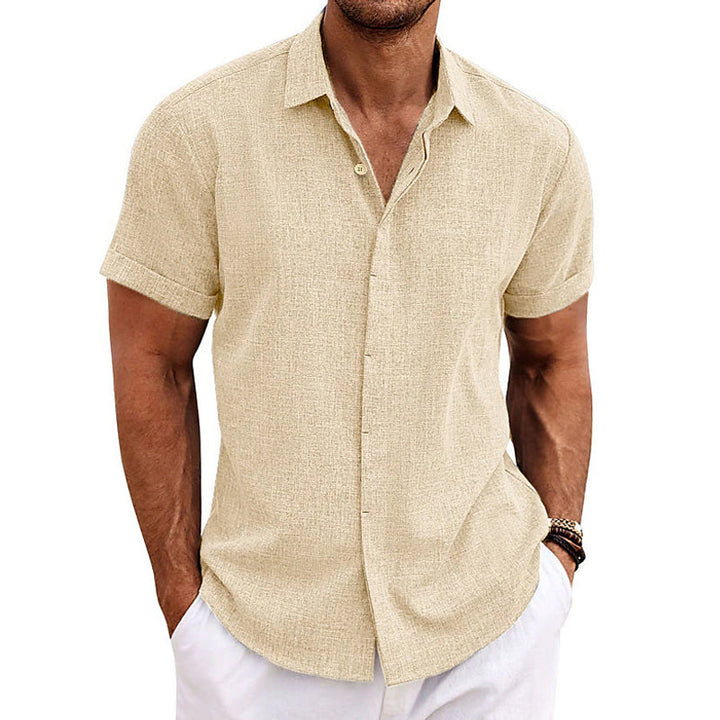Tony men's collared short-sleeve shirt. Essential for smart casual summer fashion & comfort.