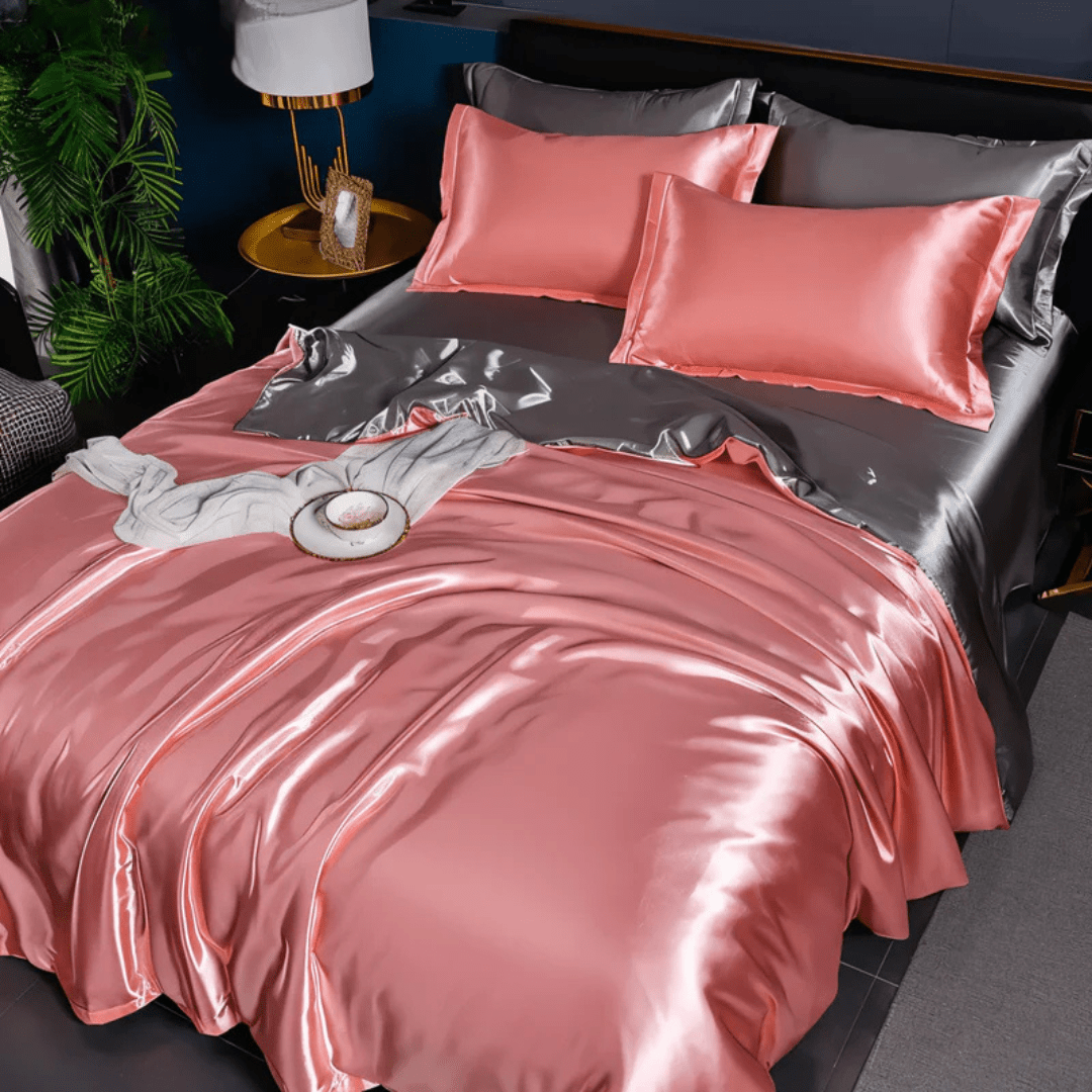 Elegant polyester pillow shams & pillowcases from a luxury bedding set, enhancing bedroom comfort.