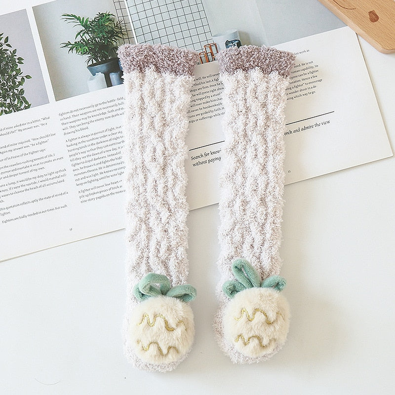 A pair of white and grey striped cotton elephant cartoon baby socks for toddlers