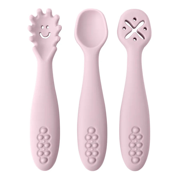 Encourage self-feeding with this BPA-free 3-piece silicone baby spoon & learning fork set. Ideal for weaning.