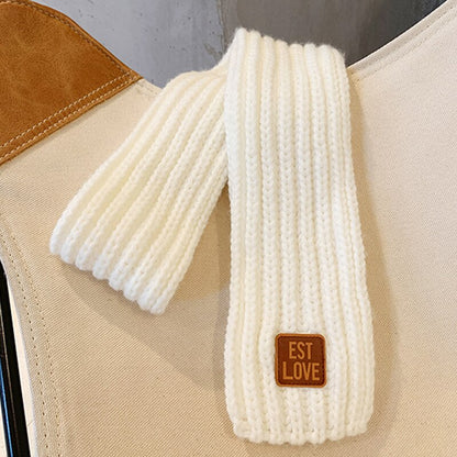 Kids' colorful knit tube scarf, suitable for boys and girls, a comfortable and warm accessory.