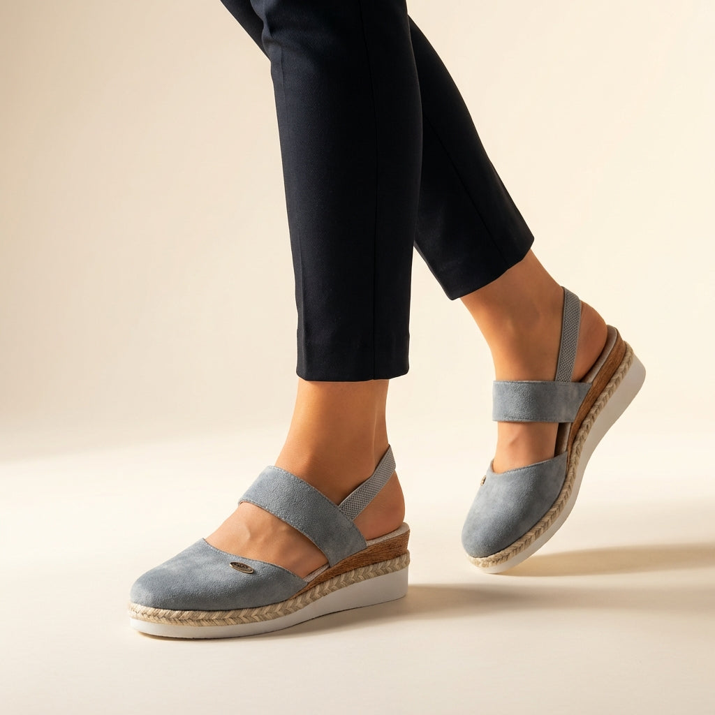 Women's comfortable espadrille platform sandals, ideal for summer everyday wear and fashion.