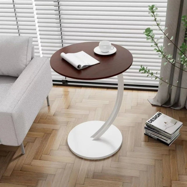 Compact living room table, round shape with reinforced stability.