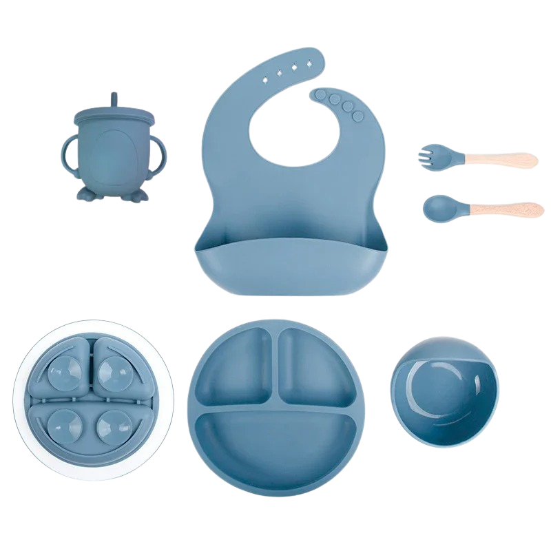 Spill-proof baby feeding silicone set for infants and toddlers, featuring suction plate and bowl for easy mealtime