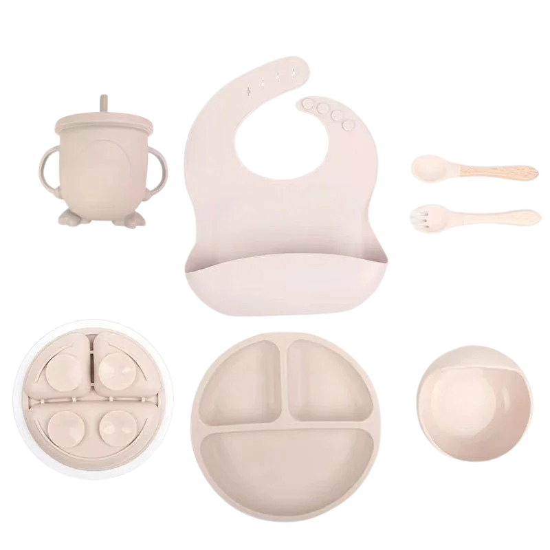Stylish baby silicone mealtime set, perfect for self-feeding, spill-proof design for clean toddler dining, baby gift