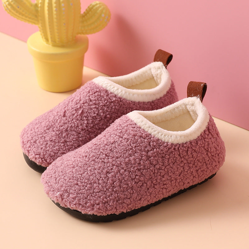 Childrens shoes: Soft and warm kids' indoor slippers with anti-slip soles