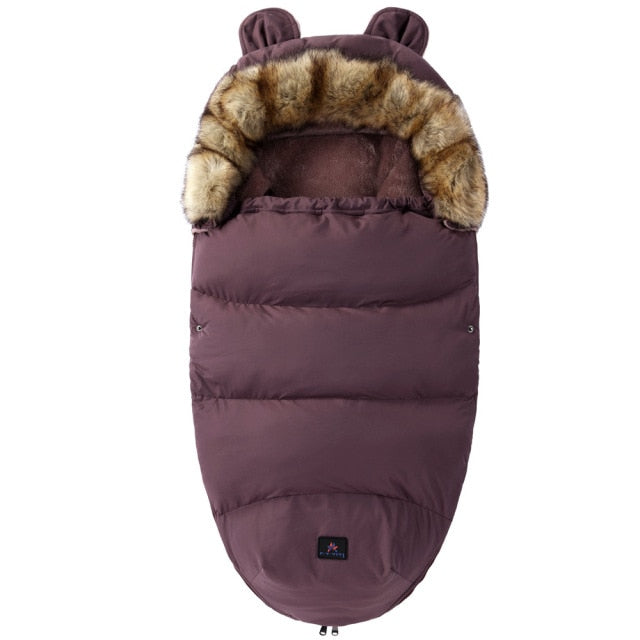Infant winter gear: warm stroller sleeping bag, windproof footmuff, universal baby comfort wrap.
