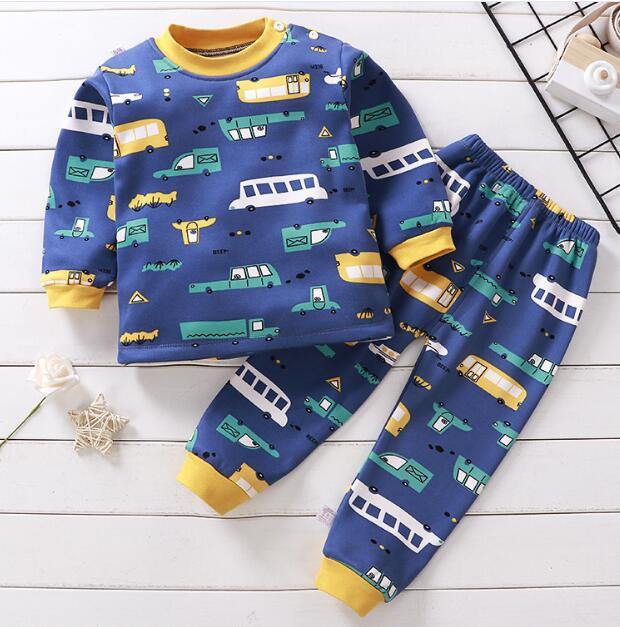 Soft sleep set for children, green flannel pajamas with forest animal characters, unisex design