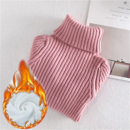 Kids' padded knitwear turtleneck in a neutral color, a versatile and warm winter sweater.