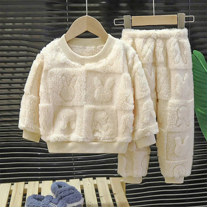 Girls' cozy autumn-winter sleepwear set, comfortable and soft