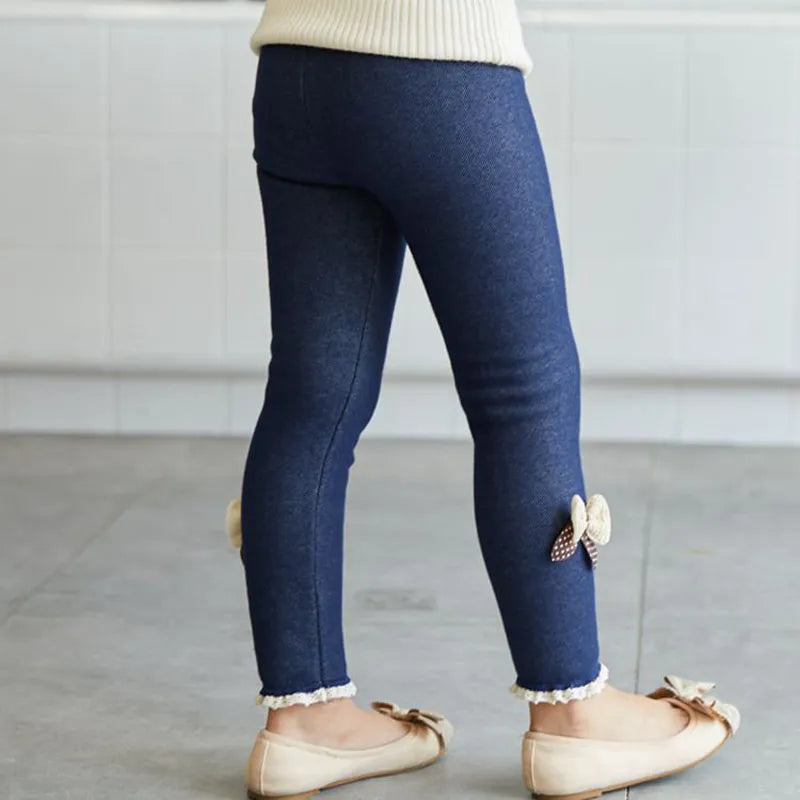 Stylish girls' leggings with decorative ankle bows, a must-have for winter & spring