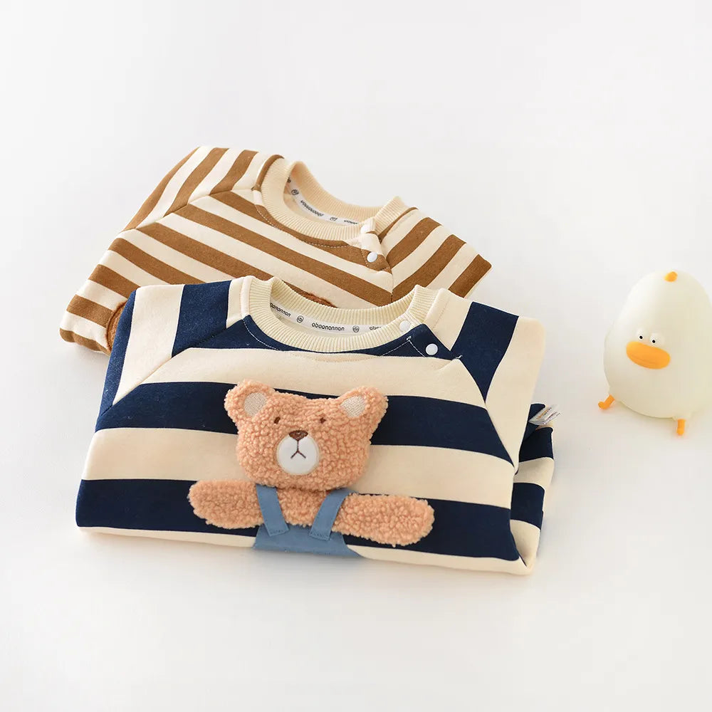 Unisex newborn striped bear outfit, soft cotton romper for baby's comfort