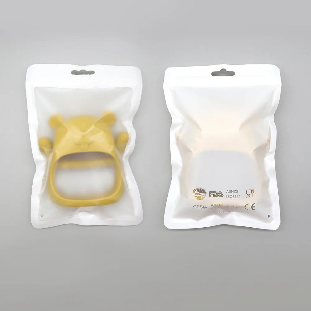 Compact animal silicone teether bracelet, easy for babies to hold and chew