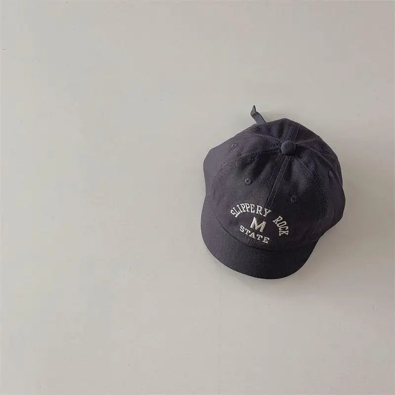 Comfortable and cute baby casual baseball cap with detailed letter embroidery, toddler hat