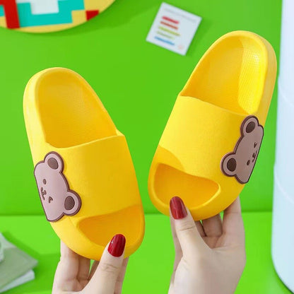Lightweight children's slippers, anti-slip PVC sole, cute bear design for boys and girls