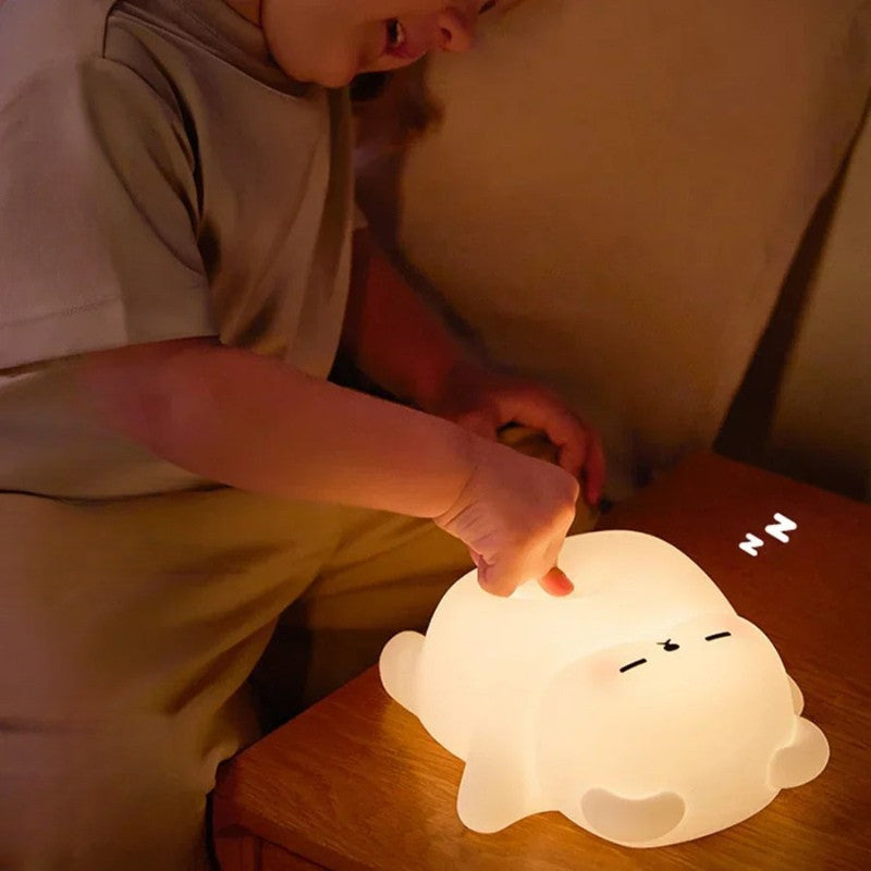 Cute bear dimmable LED night light, rechargeable, with soothing sounds for baby's room