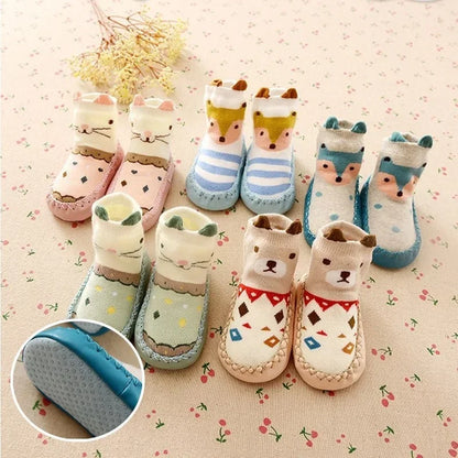 Soft cotton anti-slip floor socks with adorable animal designs for baby boys and girls.
