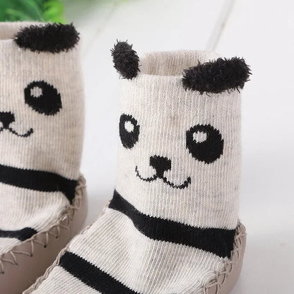Newborn anti-slip floor socks, comfortable cotton with a cute fox print for baby.