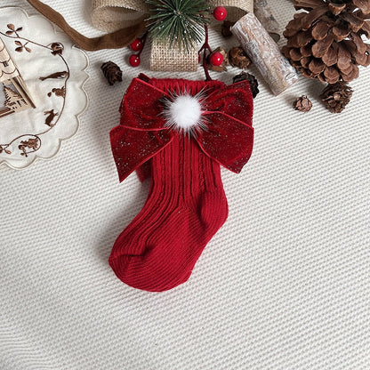 Soft and warm anti-slip Christmas socks for children, ideal for winter