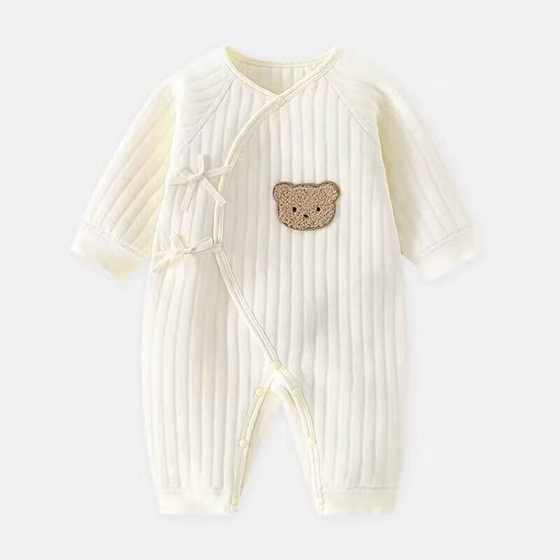 Cute bear applique baby bodysuit, a cozy infant outfit & perfect newborn gift for spring/autumn.