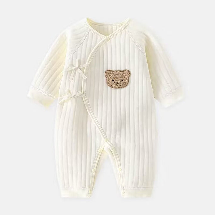 Cute bear applique baby bodysuit, a cozy infant outfit & perfect newborn gift for spring/autumn.