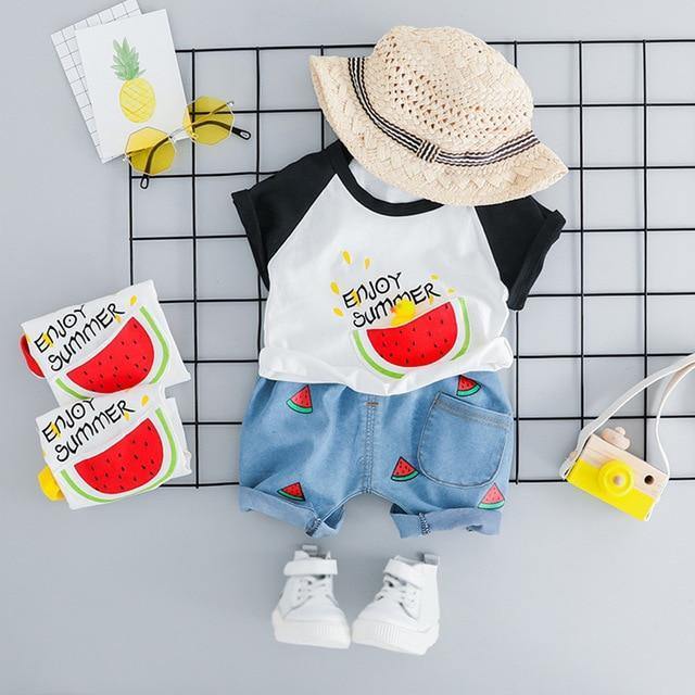 Soft & comfy kids' watermelon summer outfit. Durable baby shorts set with a fun print, great for everyday toddler wear.
