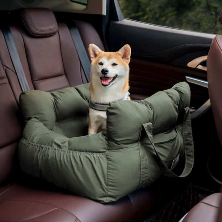 Durable dog travel seat, non-slip base keeps it firmly in place in the car.