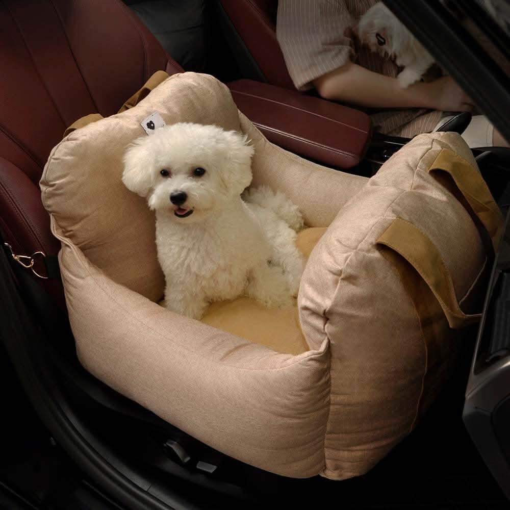 Washable pet booster seat for vehicles, ensuring dog safety and a clean ride.