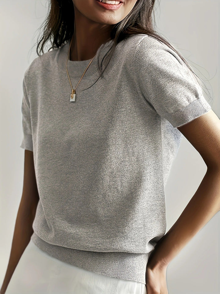 Casual women's crew neck short sleeve tee, comfortable & chic for spring/summer.