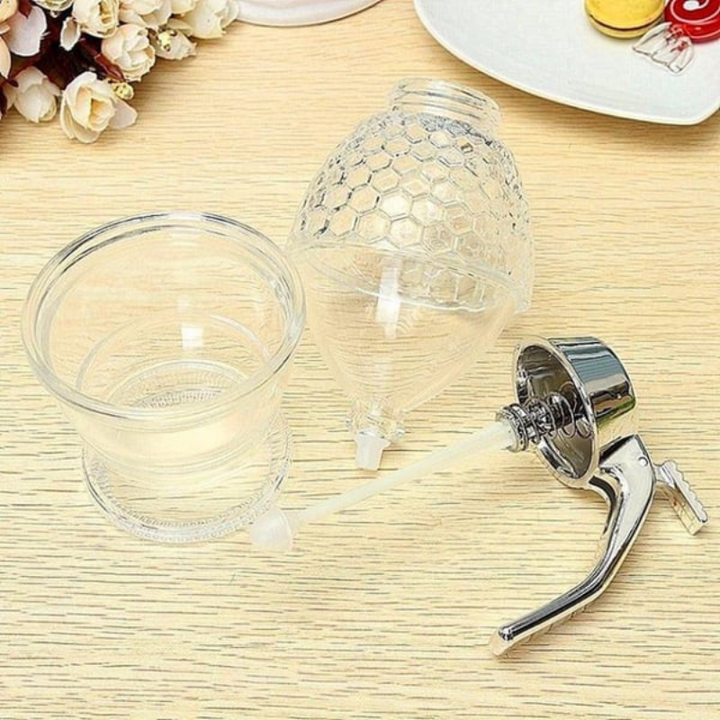 Mess-free honey & syrup dispenser. Elegant clear plastic kitchen tool for breakfast, a perfect sweetener holder.