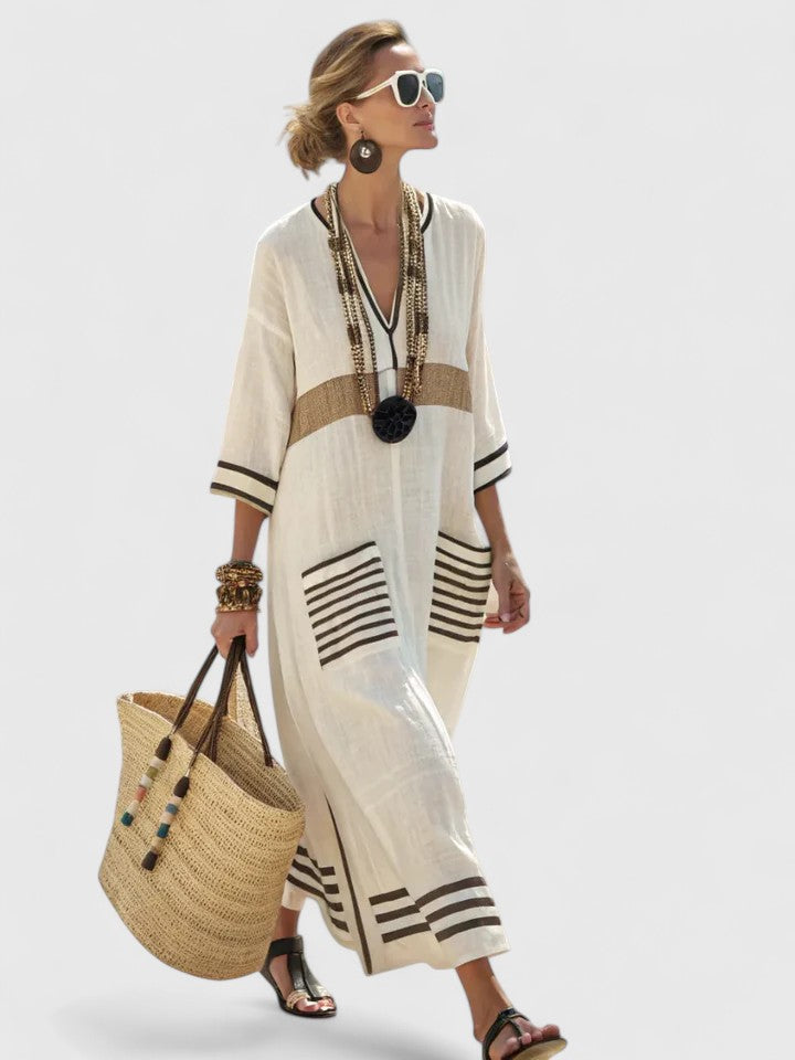 Women's versatile flowy maxi dress, ideal for casual daytime or elegant evening wear. Comfortable and stylish.