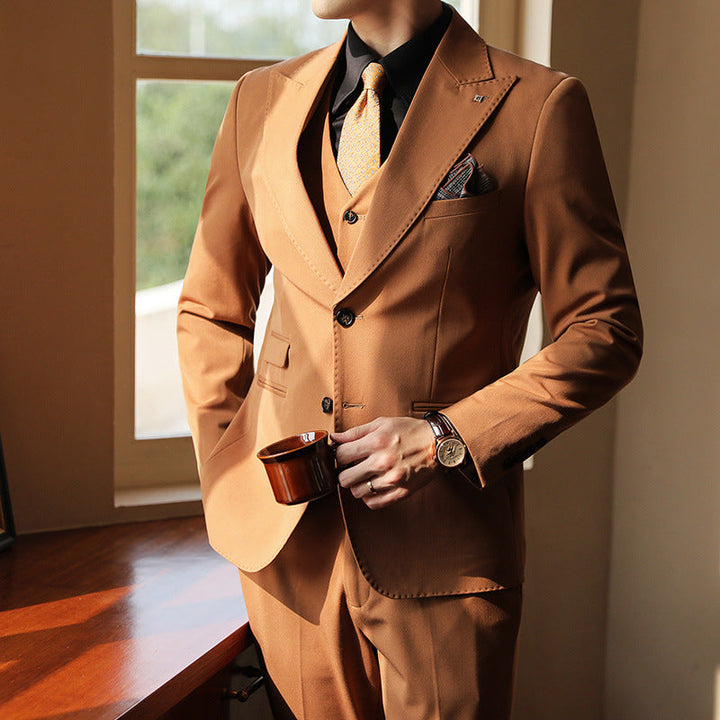 Elegant men's three-piece formal suit, tailored fit for weddings & events.