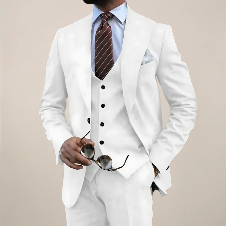 Sophisticated men's formal three-piece suit, ideal for weddings, business meetings, and elegant event wear.