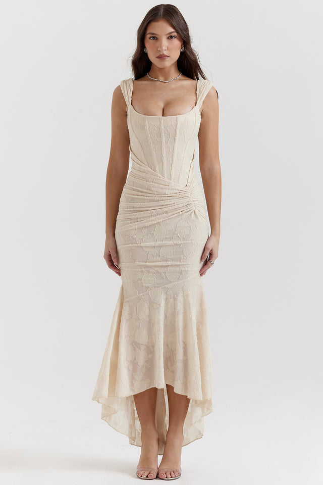 Women's elegant corset bodycon dress, black with a flattering sweetheart neckline, ideal for parties.