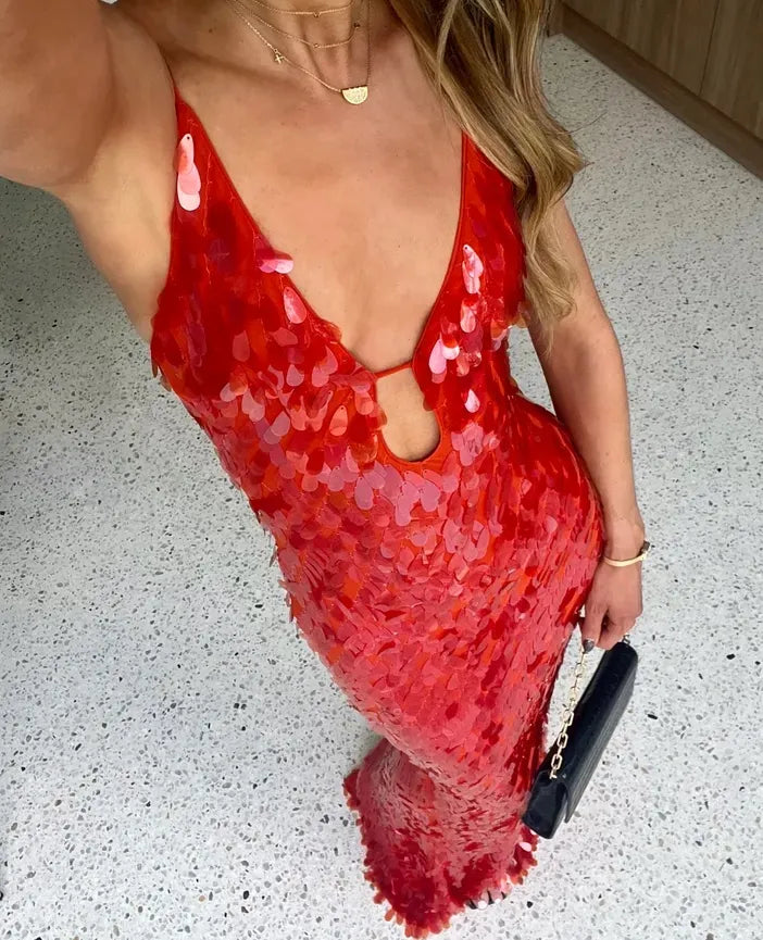 Dazzling red backless V-neck homecoming dress. Women's elegant mermaid formal gown, perfect for prom & special occasions.