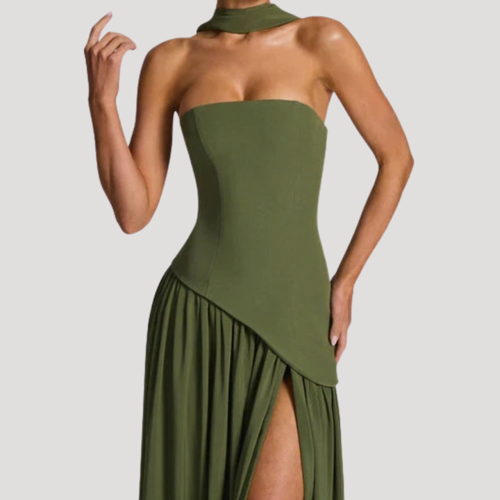 Women's formal strapless pleated evening dress, a long elegant design for galas.