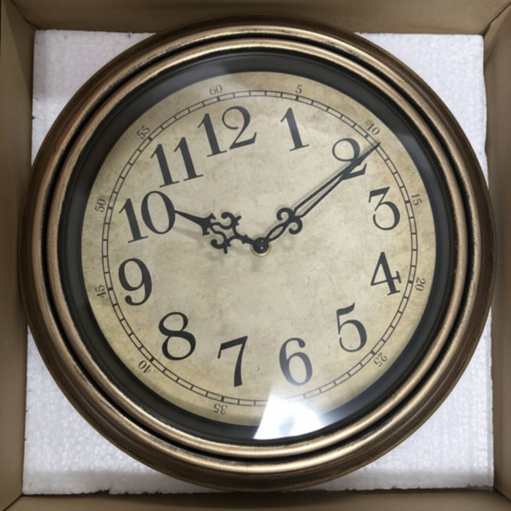 Stylish silent wall clock, a timeless home decor piece. Features a modern design for elegant living room or office decor.