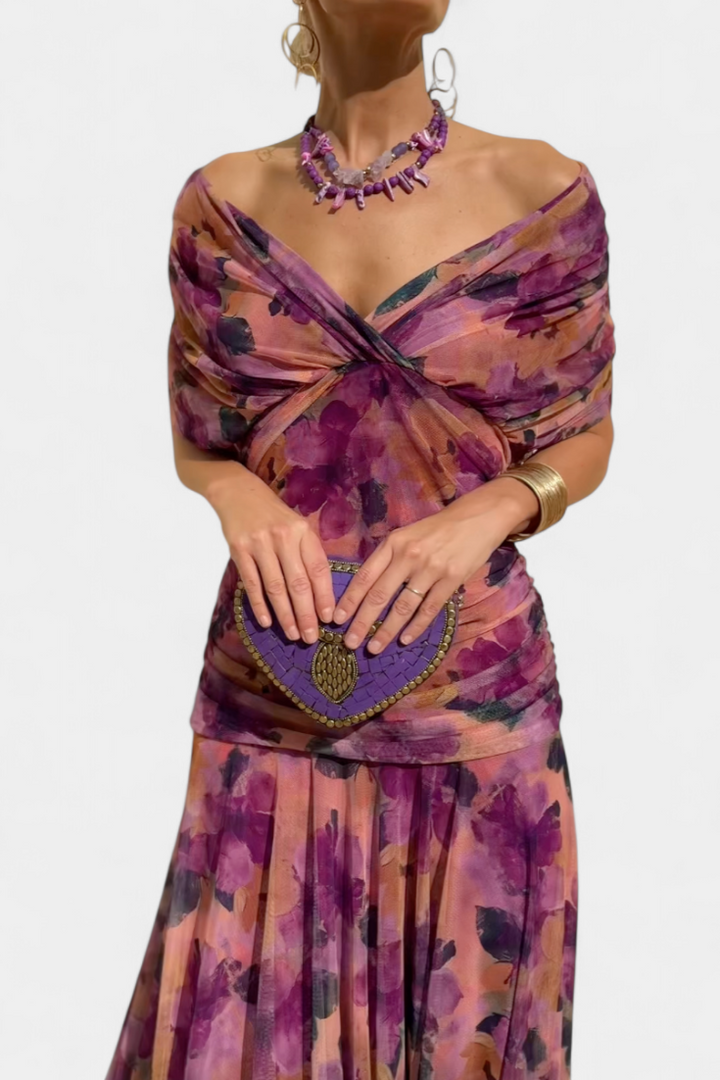 Trendy women's fashion maxi dress with an elegant V-neck and flattering ruched waist detail. Stylish attire.