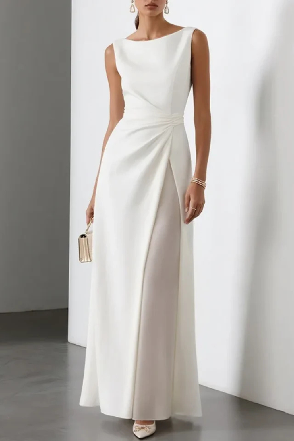 Sophisticated women's evening gown for special occasions, featuring a round neck, sleeveless design, and stylish side slit.