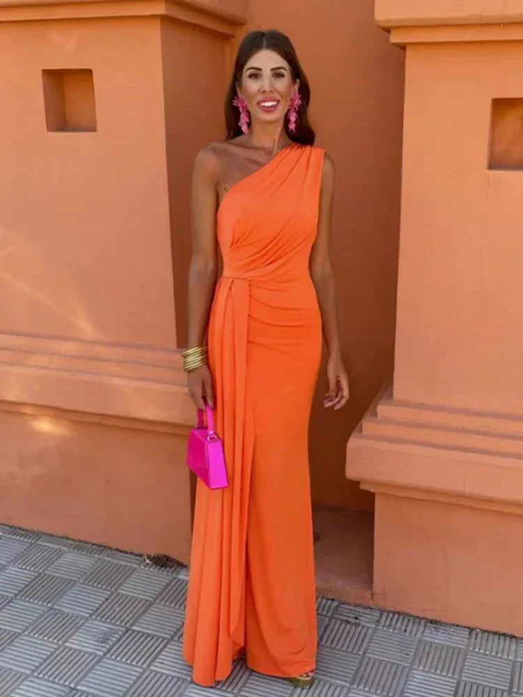 Elegant women's A-line wedding guest dress, sleeveless, flattering silhouette for special occasions.